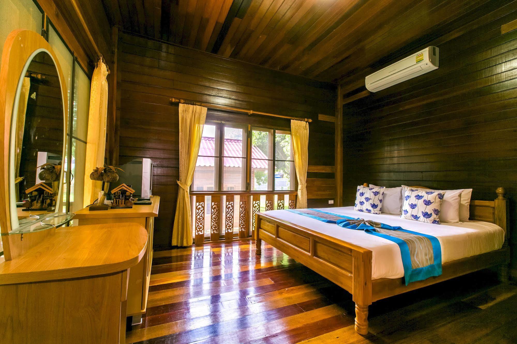 Вілла Baan Boonrod Lamai Beach  Екстер'єр фото